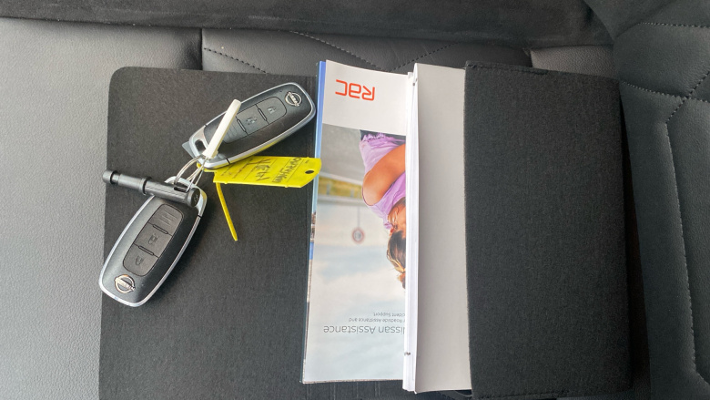 Nissan Juke 1.0 DiG-T Tekna+ 5dr Petrol Hatchback